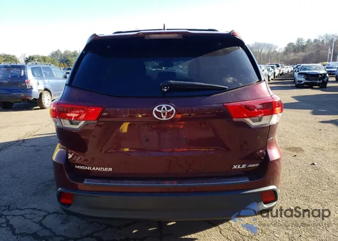 2017 Toyota Highlander Se из США, поврежденный, VIN 5TDJZRFH6HS449669